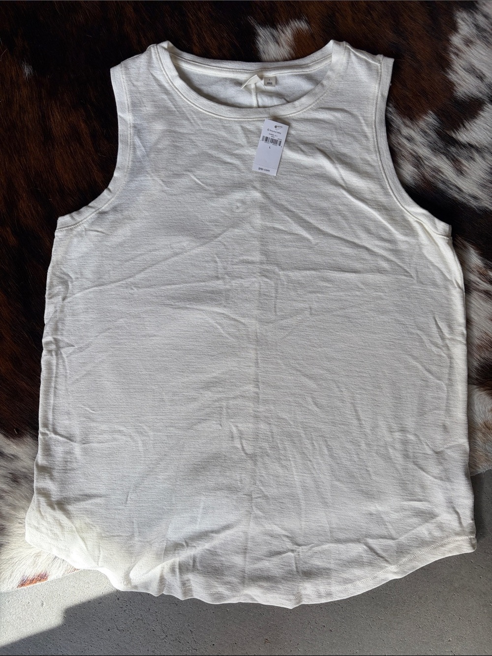 GAP Cream Crewneck Sleeveless Tank Top